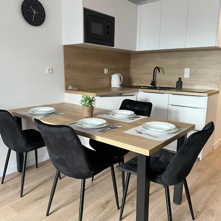 Lesna 5, Apartment *